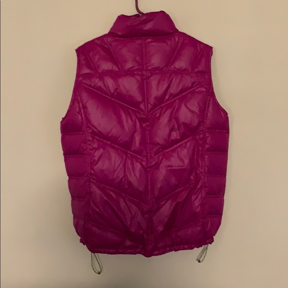 Cabela’s 650 Goose Down Puffer Vest - Picture 2 of 4